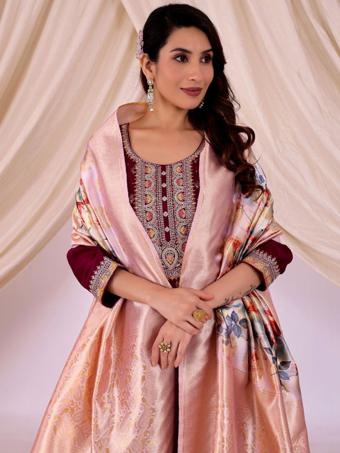 YUGAVEERAA Ethnic Motifs Woven Design Dupatta - Image 2