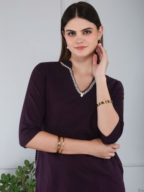 Anouk Cotton Fabric Hand Work V-neck Burgundy Co-ord Set - Image 5