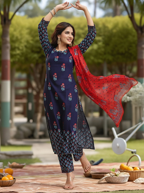 Aaghnya Women Ethnic Motifs Printed Regular Kurta with Trousers & With Dupatta
