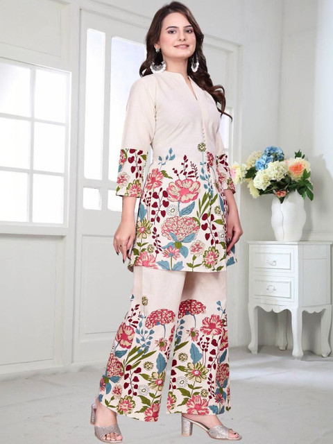Altecia Women Printed Tunic with Palazzos - Image 3