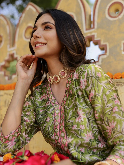 HERE&NOW Women Printed Regular Kurta with Trousers & With Dupatta - Image 3