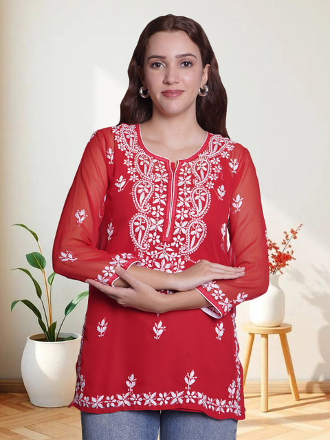 Seva Chikan Ethnic Motifs Embroidered Chikankari Kurti & Slip