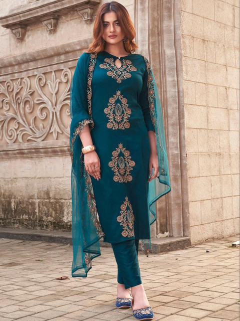 TWINS LADY Women Ethnic Motifs Embroidered Regular Thread Work Kurta with Trousers & With Dupatta