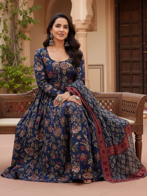 ARADHNA Women Floral Printed Panelled Kurta with Trousers & With Dupatta - Image 7
