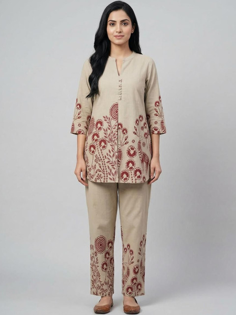 Philauri Printed Top With Palazzos Co-Ords