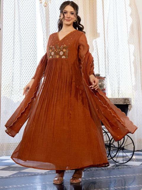 Keitra Women Floral Embroidered Panelled Kurta with Trousers & With Dupatta - Image 6
