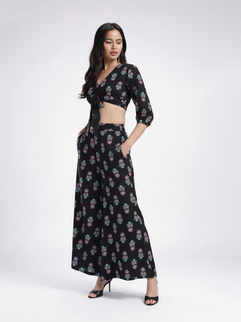 Chic Floral Printed V-Neck Co-ords Set