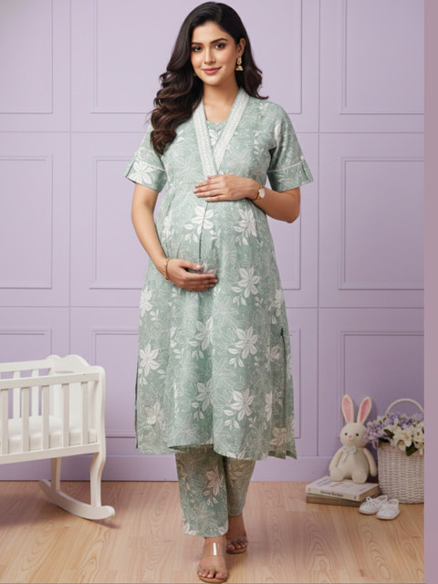 DUMMY SHAPE Women Floral Printed Regular Kurta with Pyjamas
