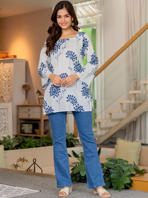 HERE&NOW Botanical Printed Square Neck Pure Cotton Kurti