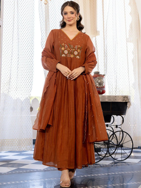 Keitra Women Floral Embroidered Panelled Kurta with Trousers & With Dupatta - Image 2