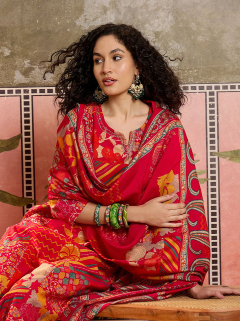 Sangria Printed Round Neck Kurta & Trousers With Dupatta