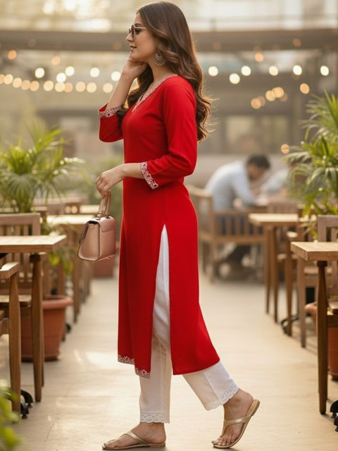 SURHI Women Embroidered Thread Work Kurta