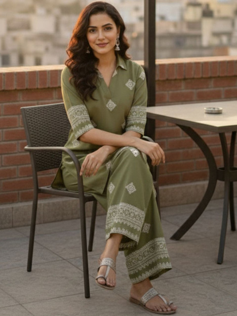 Anouk Mirage Women Ethnic Motifs Printed Regular Kurta with Trousers