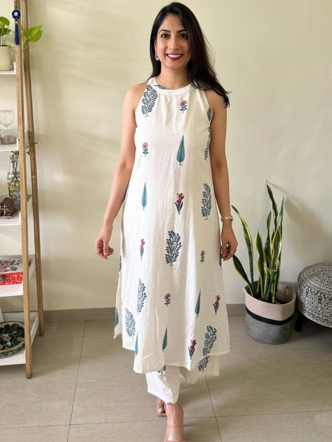 Keitra Women Floral Printed Regular Pure Cotton Kurta with Palazzos