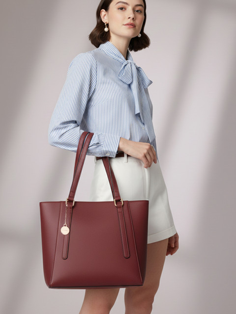 Mast & Harbour Women Structured Shoulder Bag