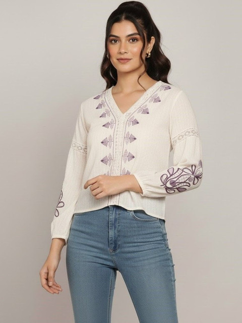 GULMEHAK Embroidered Ethnic Top