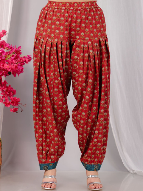 Aramya Women Printed Loose Fit Cotton Salwar