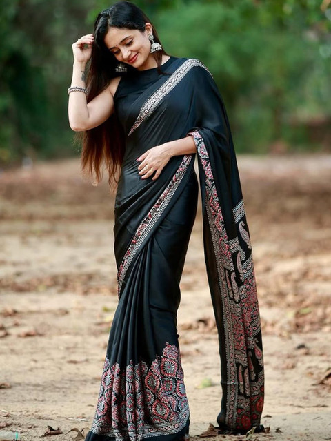 Urban Pallu Paisley Pure Crepe Block Print Saree - Image 2
