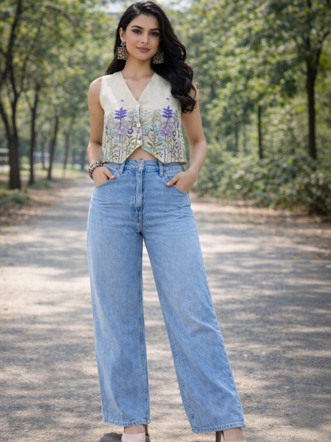 HERE&NOW Floral Embroidered Ethnic Cotton Crop Top