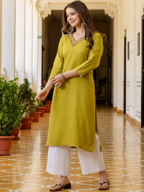 Pjyot by surhi Women Thread Work Kurta - Image 4