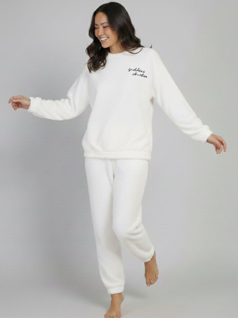 Lugo Women Night suit - Image 6