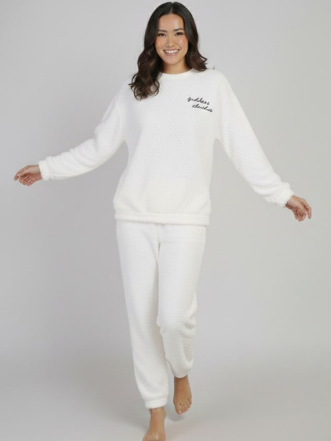 Lugo Women Night suit - Image 7