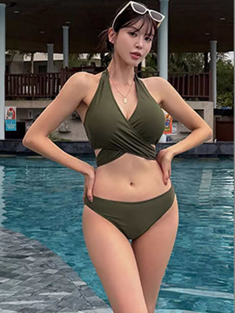 Cleonie Halter Neck Stretchable Swim Bikini Set