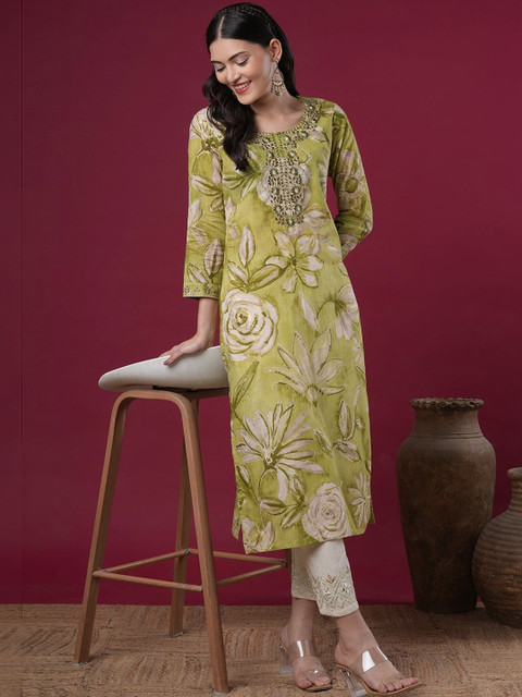 KKOUTFITS Women Floral Printed Mirror Work Indie Florals Kurta