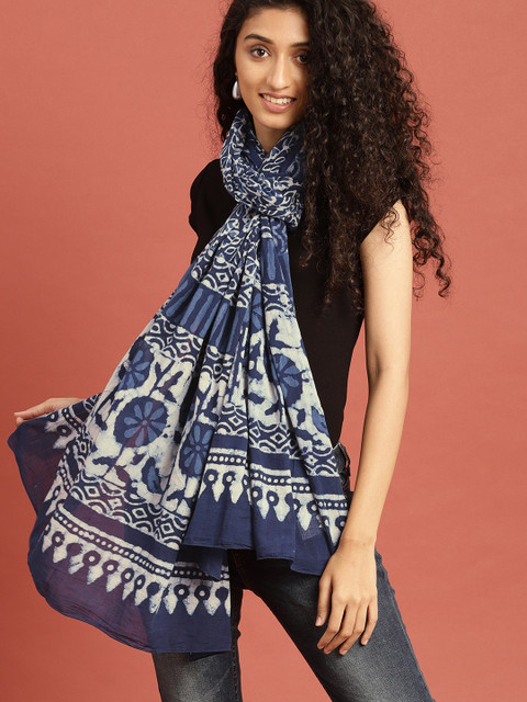 Taavi Women Indigo Hand Block Printed Pure Cotton Dupatta