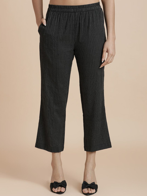 BLACK & BLAH BLAH Embroidered Kurta With Trousers - Image 7