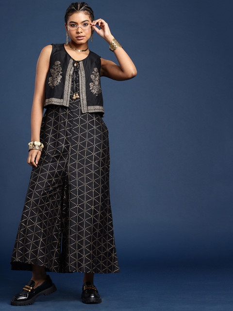 Taavi Shoulder Straps Printed Taavi Festive Basic Jumpsuit With Jacket