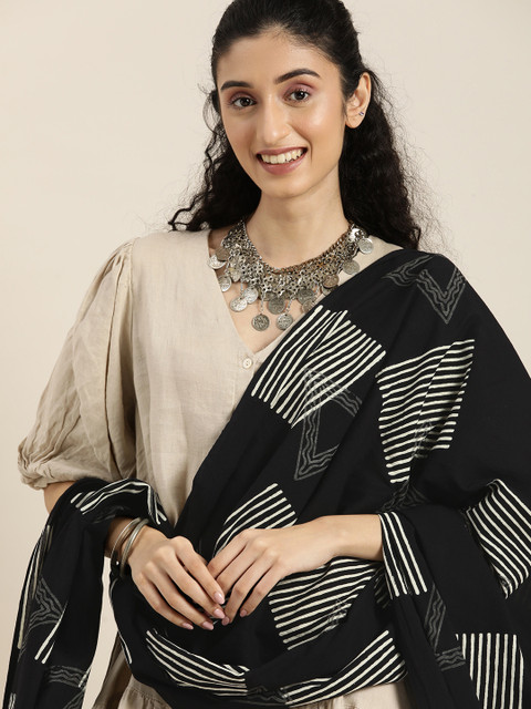 Taavi Black & Off White Chuna Patri Hand Block Print Pure Cotton Dupatta
