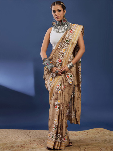 Taavi Ethnic Motifs Printed Pure Cotton Batik Saree with Unstitched Blouse Piece - Image 5