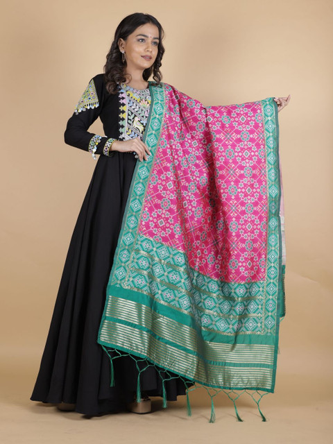 Suha Geometric Woven Design Dupatta With Zari
