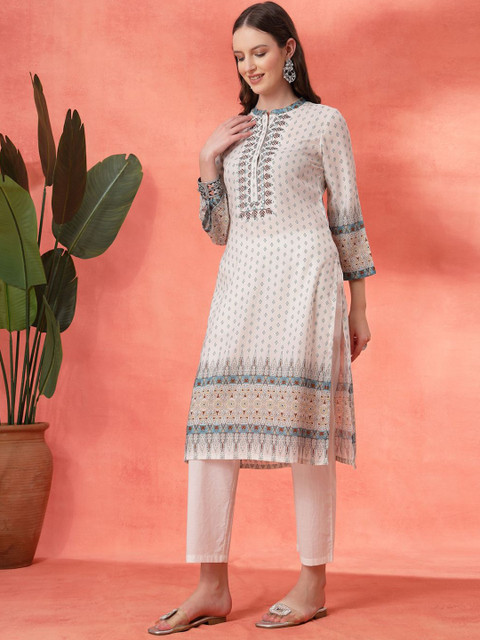 Nayam By Lakshita Ethnic Motifs Printed Straight Kurta with Palazzos
