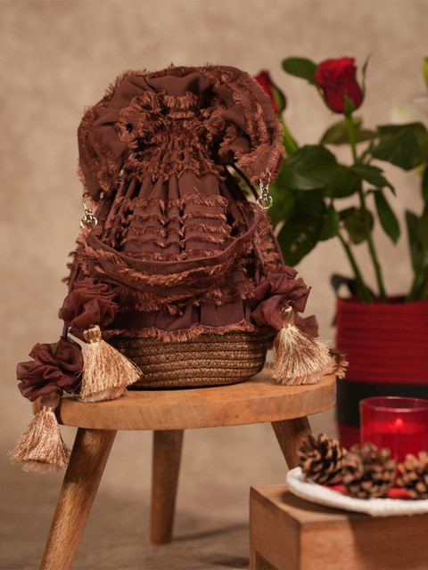 ARIYA Embroidered Wrist Loop Potli