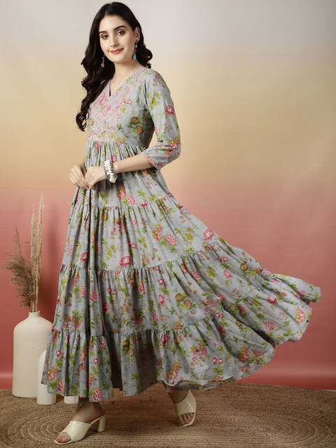 GLAM ROOTS Floral Printed Thread Work Cotton Tiered Anarkali Kurta - Image 4
