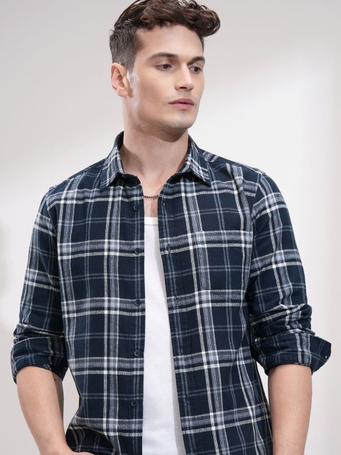 HIGHLANDER Men Opaque Checked Casual Shirt