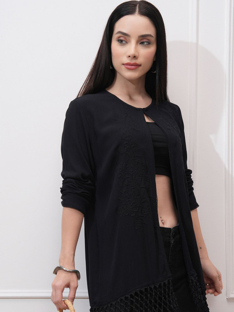 Vishudh Embroidered Mandarin Collar Kimono Shrug