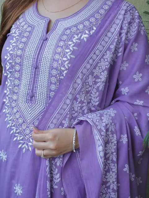 HERE&NOW Women Floral Printed Regular Kurta with Trousers & With Dupatta - Image 2