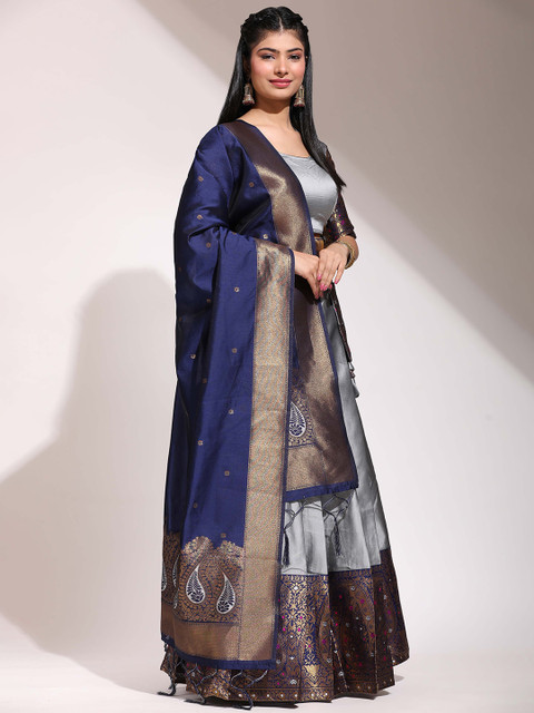 DIVASTRI Semi-Stitched Lehenga & Unstitched Blouse With Dupatta - Image 5