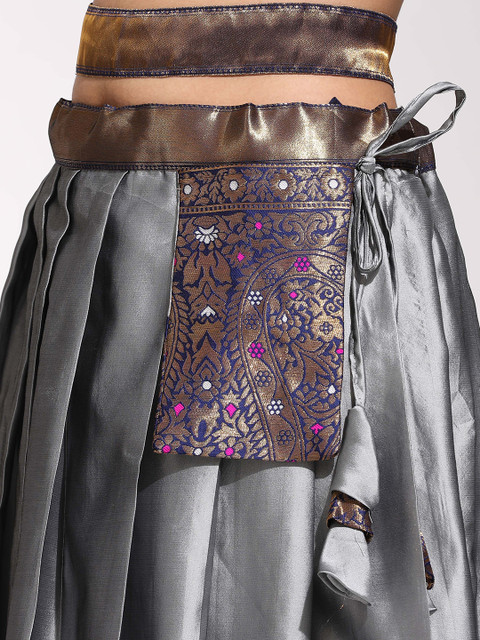 DIVASTRI Semi-Stitched Lehenga & Unstitched Blouse With Dupatta - Image 3