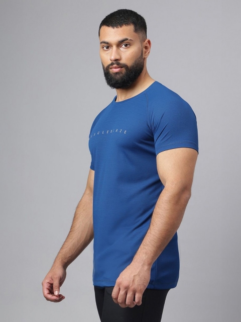 MuscleBlaze Unisex Brand Logo Printed Round Neck Compression T-shirt - Image 3