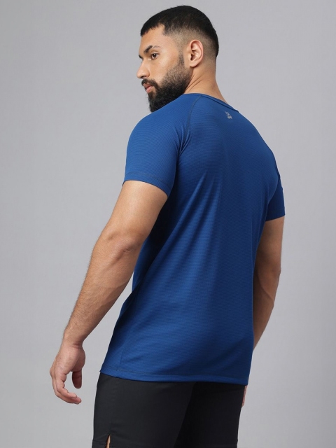 MuscleBlaze Unisex Brand Logo Printed Round Neck Compression T-shirt - Image 5