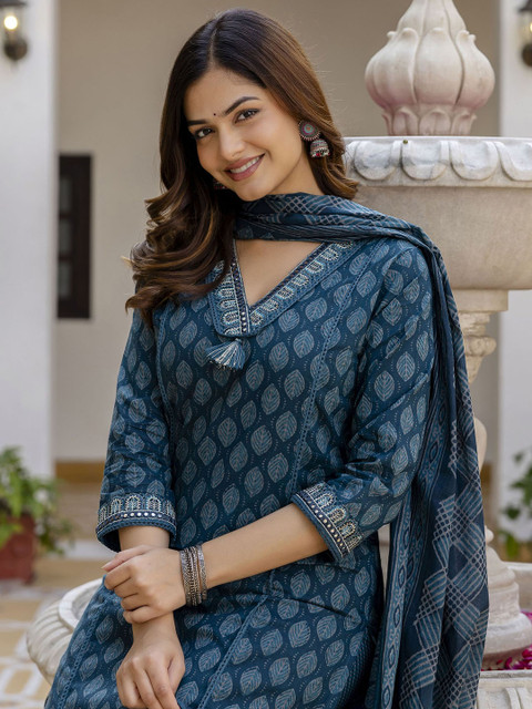 Anouk Floral Printed Thread Work V-Neck Straight Pure Cotton Kurta With Trousers & Dupatta