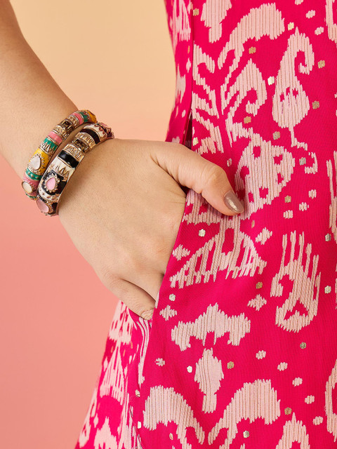 Sangria Red Paisley Printed Mandarin Collar Panelled A-Line Kurta - Image 6