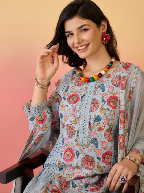 Sangria Floral Printed Pure Cotton Kurta & Trousers With Dupatta - Image 5