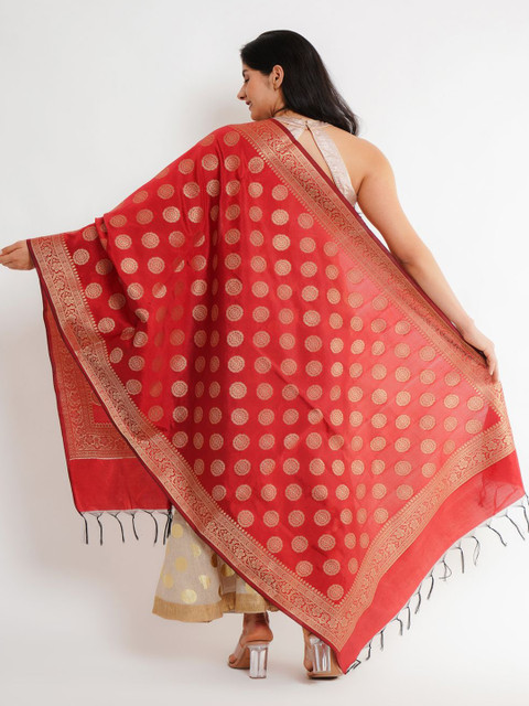 Karthav Fashion Floral Woven Design Banarasi Silk Dupatta With Zari - Image 4