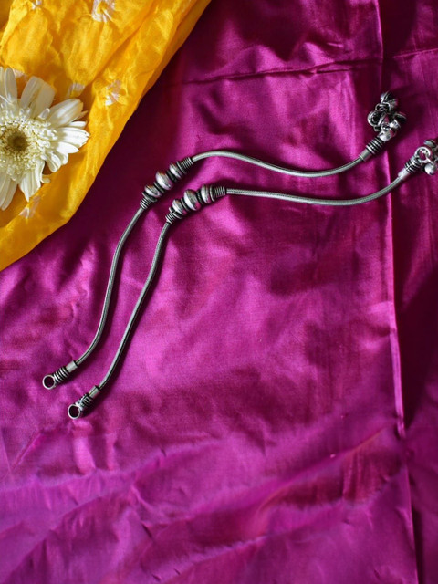 Janpath Online Set of 2 Oxidised Anklets