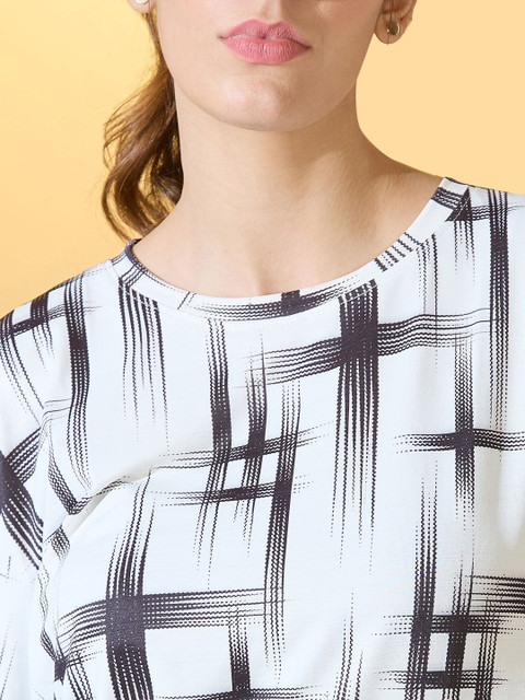DressBerry Women Abstract Printed Relaxed Fit T-shirts - Image 2